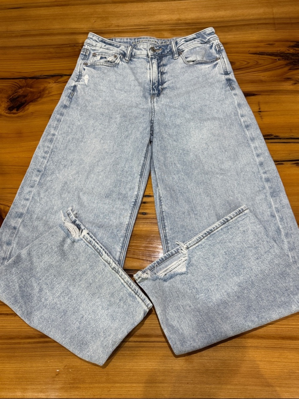 American Eagle Outfitters Light Blue Wide Leg Distressed Jeans